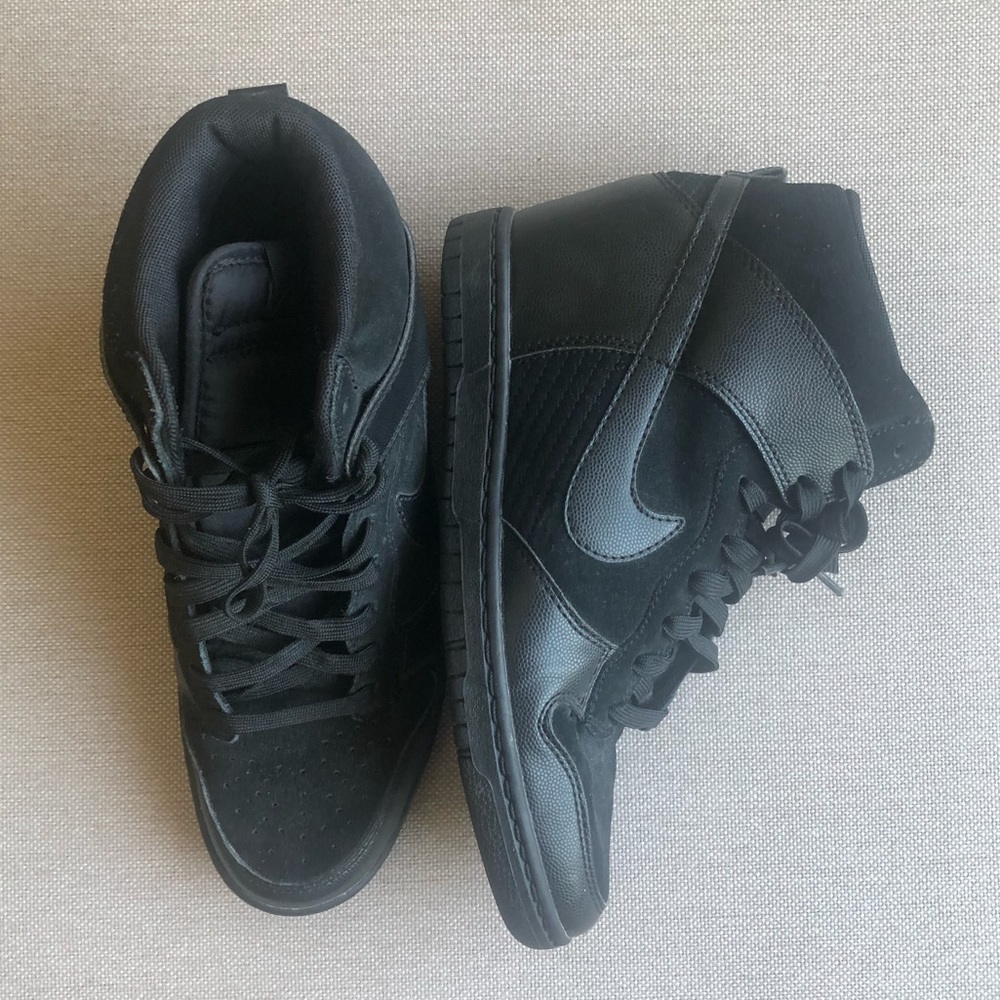 Nike Dunk Sky High Essential Black Gum Wedge